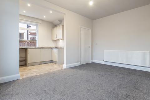 33 Carr Lane, Cleethorpes, DN35 7RZ