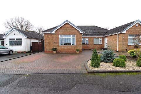 3 bedroom semi-detached bungalow for sale, Hallcroft Way, Aldridge, WS9 8UL