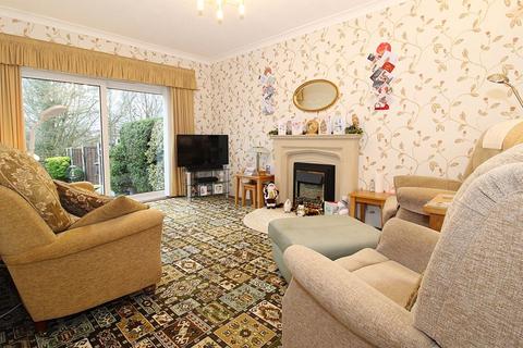 3 bedroom semi-detached bungalow for sale, Hallcroft Way, Aldridge, WS9 8UL