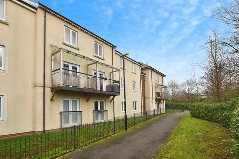 2 bedroom apartment for sale, Lanfranc Close, Salisbury                                                    *VIDEO TOUR*