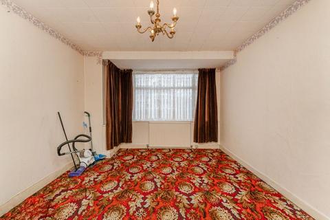 3 bedroom terraced house for sale, Tysoe Avenue, Enfield