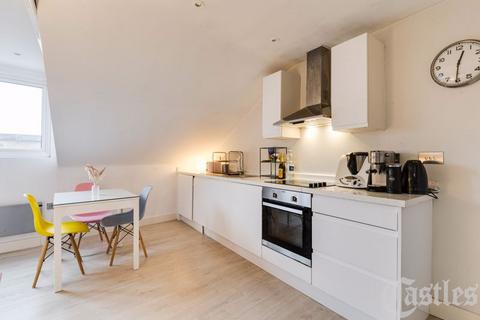 1 bedroom apartment for sale, Lower Clapton Road, London