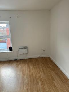 2 bedroom flat to rent, Salisbury Street, Northampton NN2