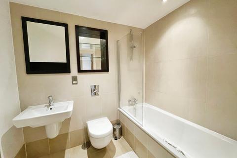 2 bedroom flat to rent, Mackenzie House, Chadwick Street, Hunslet, Leeds, LS10