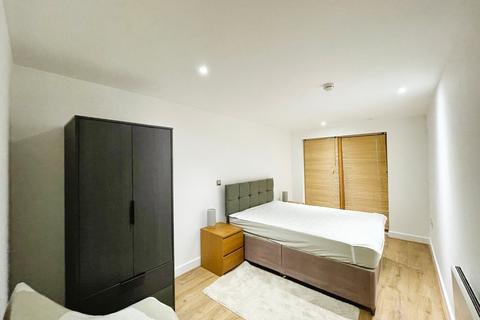 2 bedroom flat to rent, Mackenzie House, Chadwick Street, Hunslet, Leeds, LS10