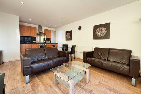 2 bedroom flat to rent, Gateway North, Crown Point Road, Leeds, LS9