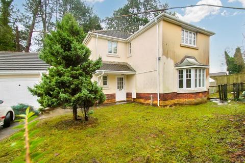 4 Clos Bronwydd, Ebbw Vale, NP23 5NG