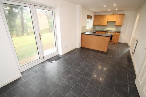 4 Clos Bronwydd, Ebbw Vale, NP23 5NG