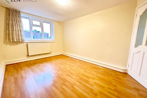 2 bedroom flat to rent, London N15