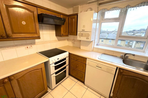 2 bedroom flat to rent, London N15