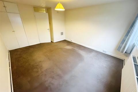 2 bedroom flat to rent, Albion Road, Sutton SM2