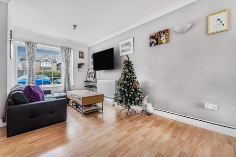 3 bedroom terraced house for sale, Wheatsheaf Lane, Staines-upon-Thames, TW18