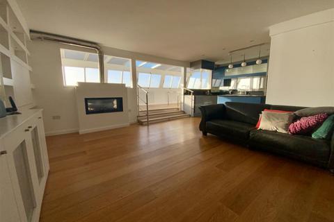 2 bedroom flat for sale, Brunswick Terrace, Hove