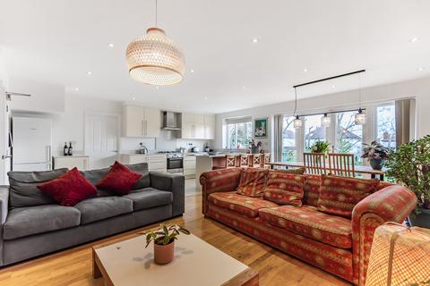 9 Wickliffe Gardens, Wembley, HA9 9LG