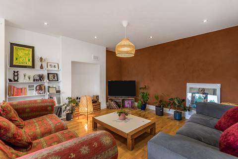 9 Wickliffe Gardens, Wembley, HA9 9LG