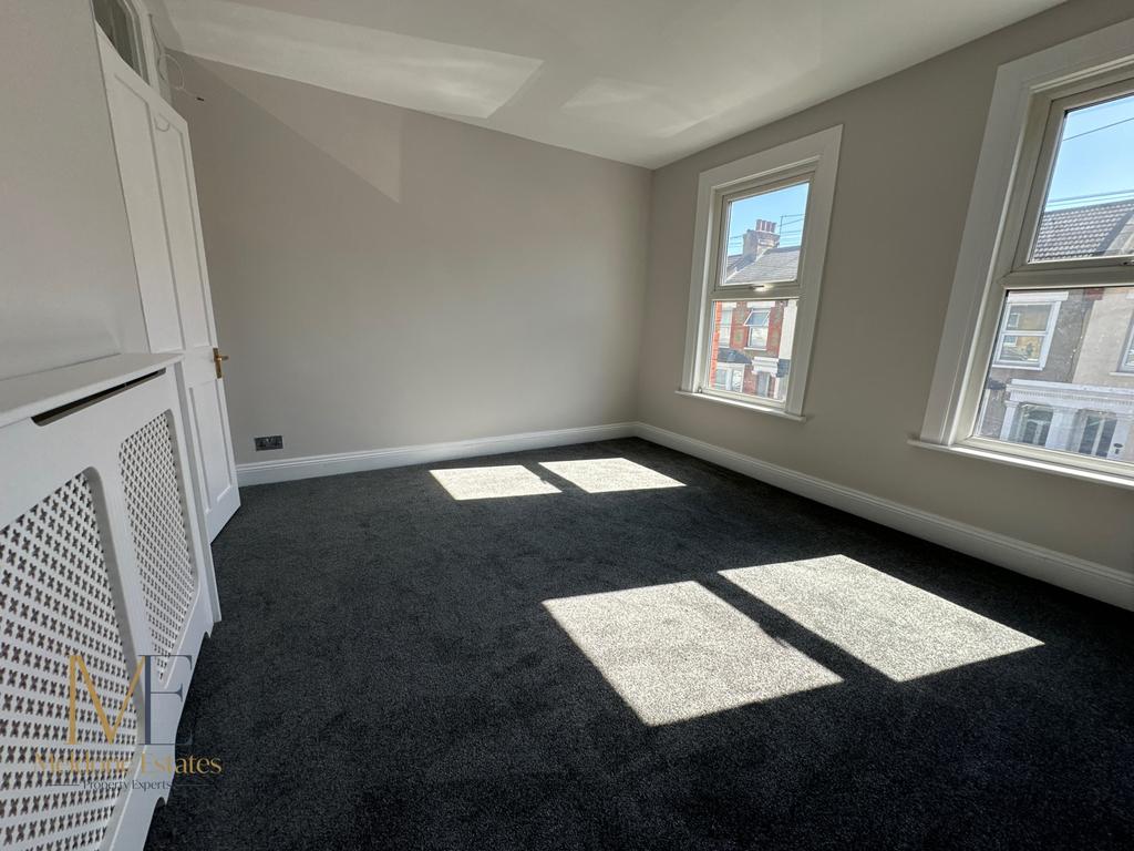 Bedroom 1-2.JPG
