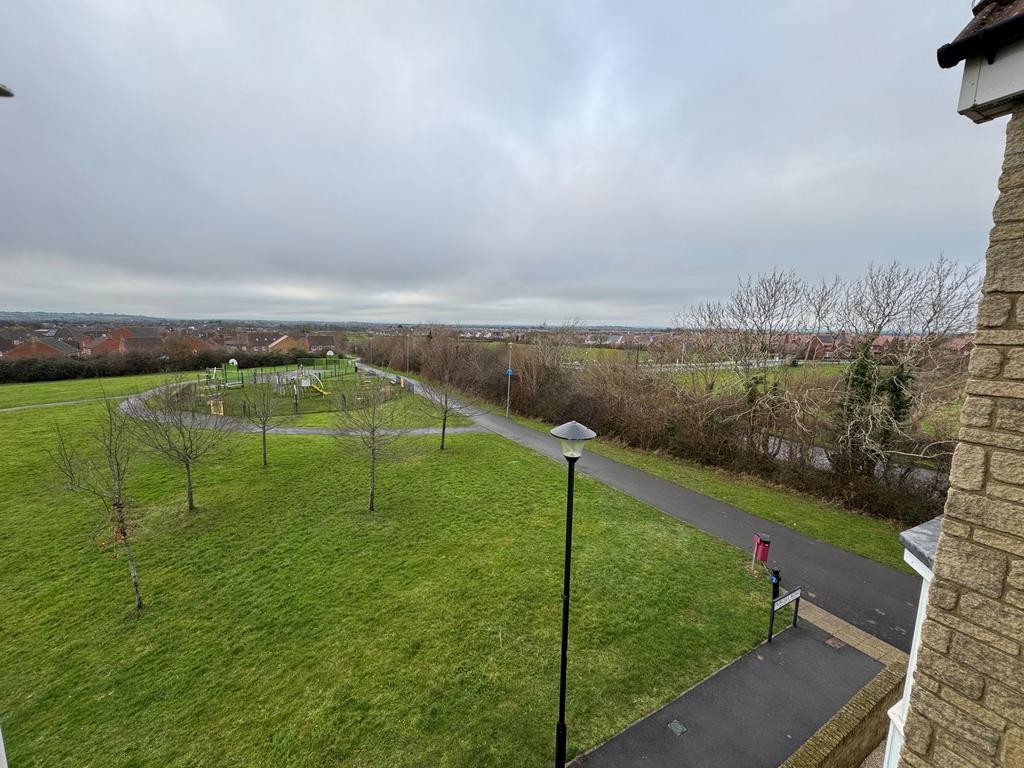 Outlook across the Park towards Tadpole Garden...