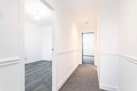 1 bedroom flat for sale, 43D Victoria Terrace, Dunfermline, KY12 0LY