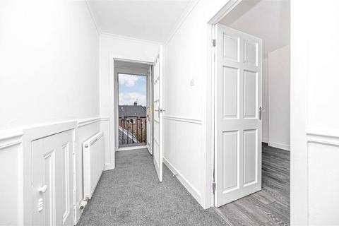 1 bedroom flat for sale, 43D Victoria Terrace, Dunfermline, KY12 0LY