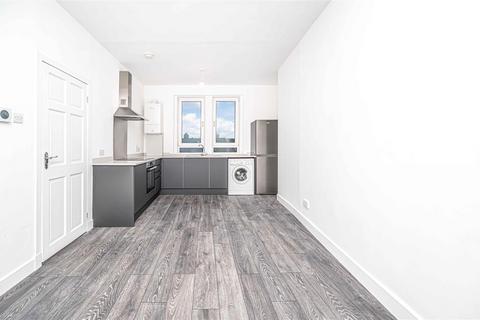 1 bedroom flat for sale, 43D Victoria Terrace, Dunfermline, KY12 0LY