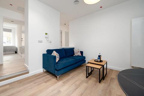 3 bedroom serviced apartment to rent, Park Street, Bristol BS1