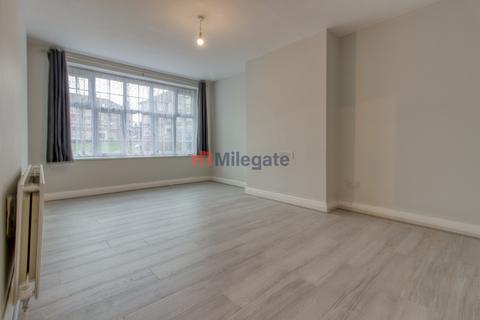 2 bedroom flat to rent, Carshalton Road, Carshalton SM5