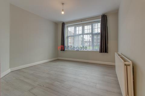 2 bedroom flat to rent, Carshalton Road, Carshalton SM5