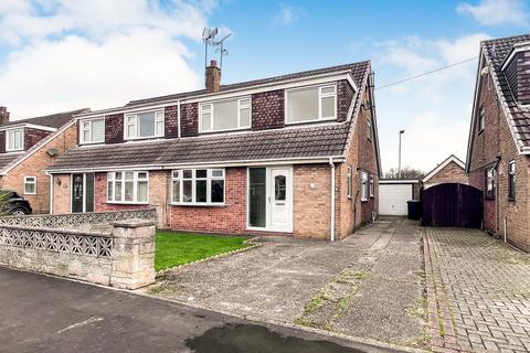 3 bedroom semi-detached house for sale, Oxenhope Road, Hull HU6