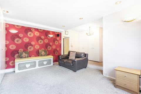 2 bedroom apartment to rent, Charlbert Street London NW8