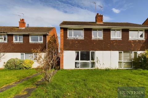 3 bedroom semi-detached house to rent, Broad Oak Way, Hatherley, Cheltenham