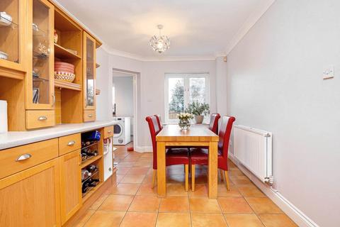 2 Mardy, Caversham, Reading, RG4 7NY