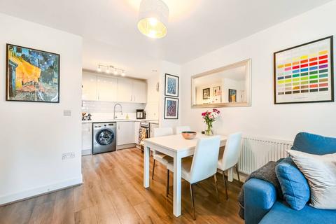 1 bedroom flat for sale, Goodchild Road, Stoke Newington, London, N4