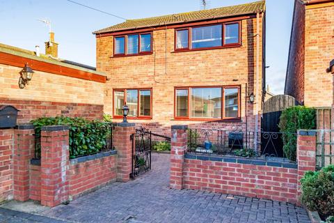 3 bedroom detached house for sale, Cranesbill Road, Lowestoft