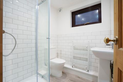 14 Cranesbill Road, Lowestoft, NR33 7EA