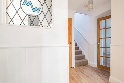 14 Cranesbill Road, Lowestoft, NR33 7EA