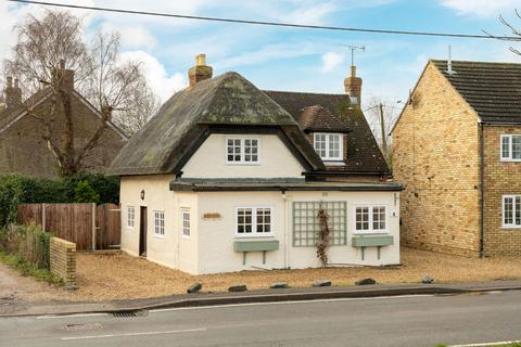 3 bedroom detached house for sale, Oldways Road, Bedford MK44