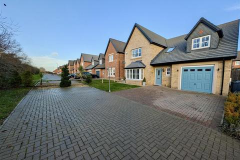 4 bedroom detached house to rent, Handley Mews, Middleton St George