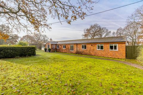 4 bedroom detached bungalow for sale, Thorney Road, Wigsley, Newark