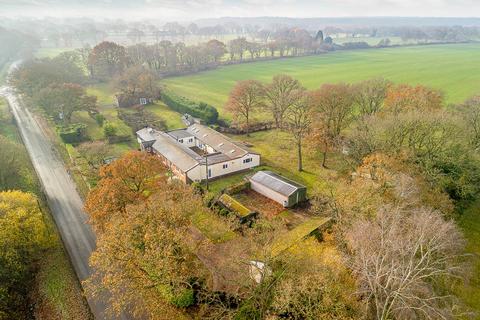 4 bedroom detached bungalow for sale, Thorney Road, Wigsley, Newark