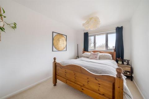 2 bedroom apartment for sale, Alexandra Court, Bridport