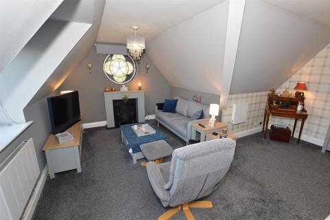 2 bedroom apartment for sale, Manor Court, Moor Road, Leyburn