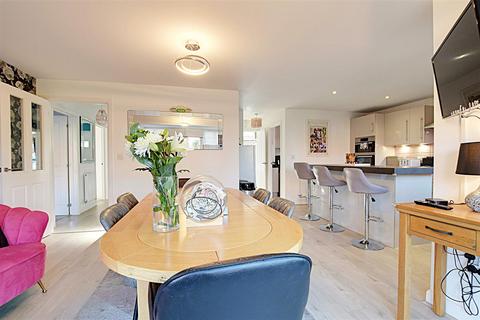 6 bedroom detached house for sale, Cascades Way, Bexhill-On-Sea