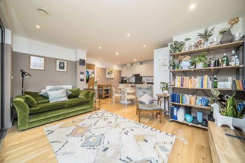 Flat 2, 66 Dalston Lane, London, E8 3AH