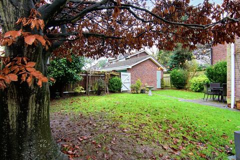 3 bedroom detached house for sale, Spinney Close, Coventry CV7