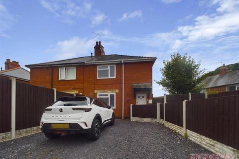 2 bedroom semi-detached house for sale, Wynn Avenue, Ruabon, Wrexham