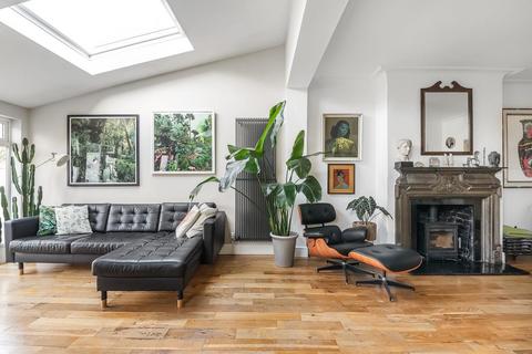 144 Kent House Road, Beckenham, BR3 1JY