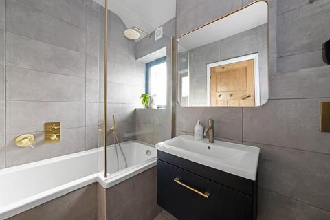 144 Kent House Road, Beckenham, BR3 1JY