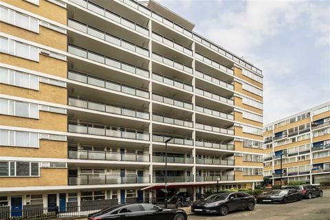 2 bedroom flat for sale, Churchill Gardens, London SW1V