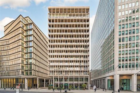 Kings Gate Walk, London SW1E