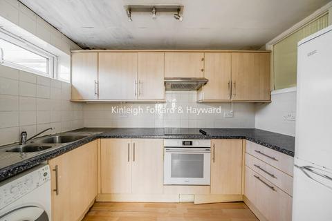 2 bedroom flat for sale, Fortis Green, Muswell hill